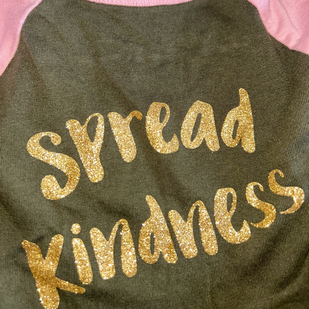 Spread Kindness Outfit 0-3 Months - Picture 2 of 4